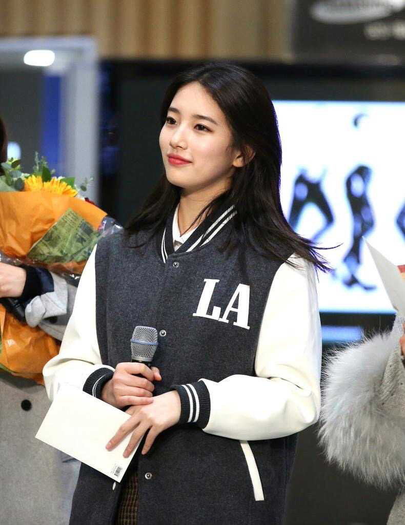 생각보다 사람들이 잘 모르는 수지 레전드 직캠 | 인스티즈
