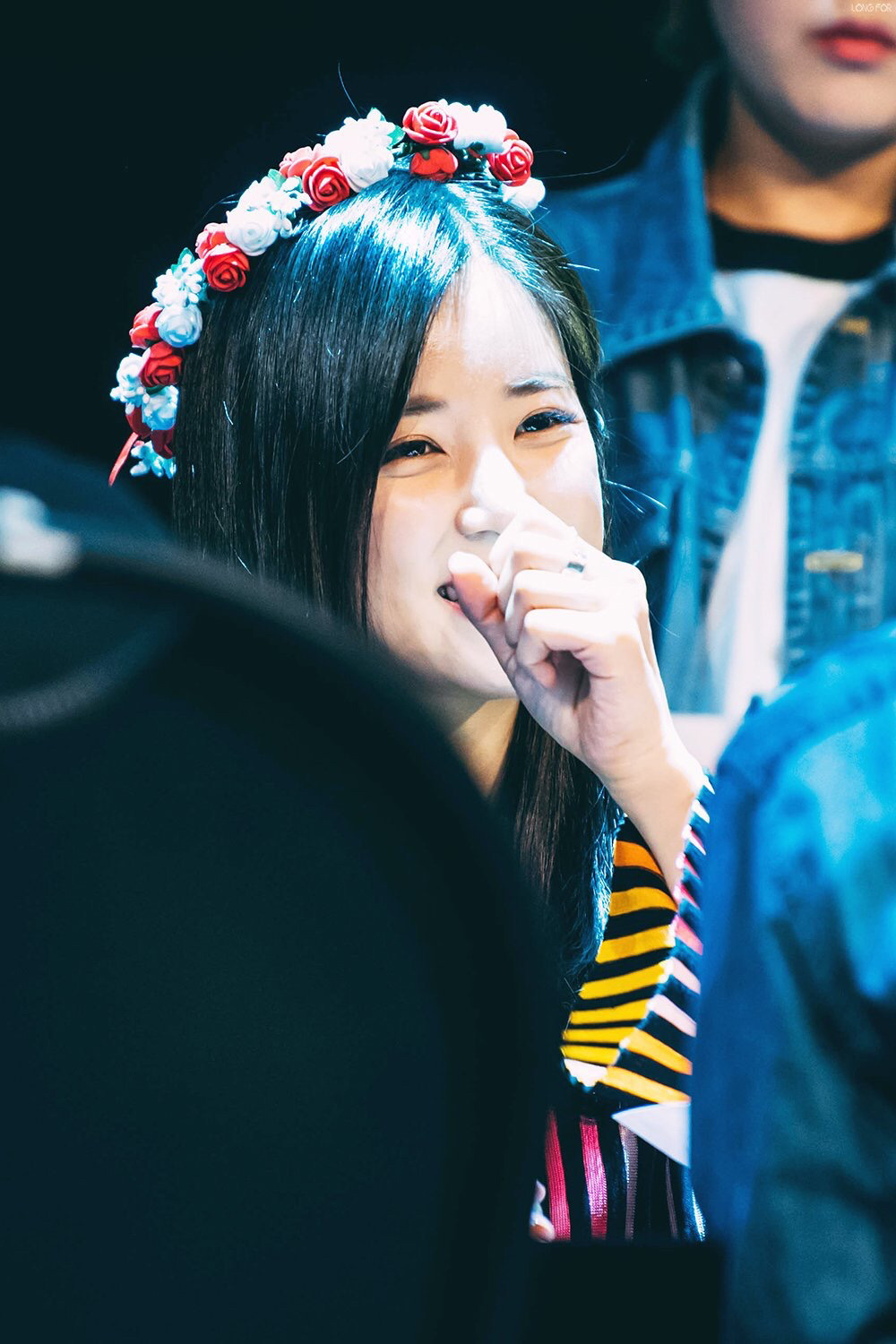 [에이핑크] 친한 형에게 같이 후쿠오카에 가자는 제의를 받게되서 박초롱 | 인스티즈