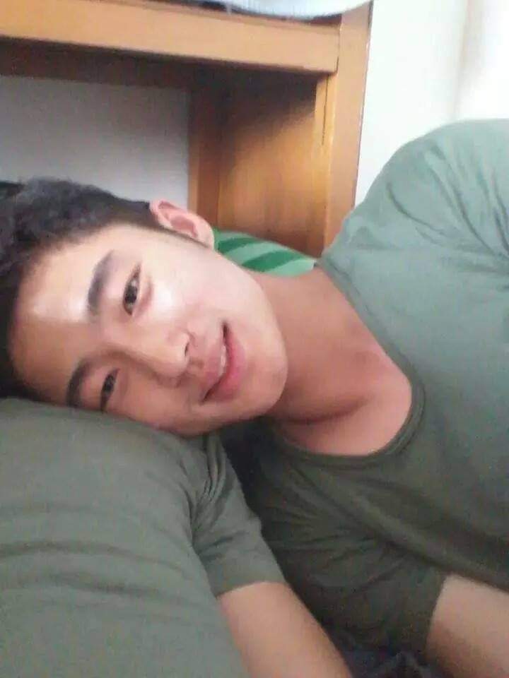 요즘 하루아침에 여자들에게 스타가된 배우 변우석 과거사진과 현재.jpg | 인스티즈