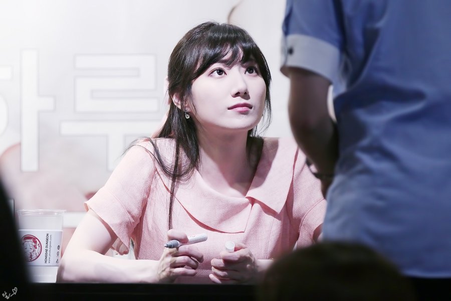 흔하지 않은 한국성우 외모.jpg | 인스티즈