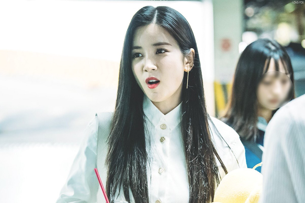 [에이핑크] 친한 형에게 같이 후쿠오카에 가자는 제의를 받게되서 박초롱 | 인스티즈