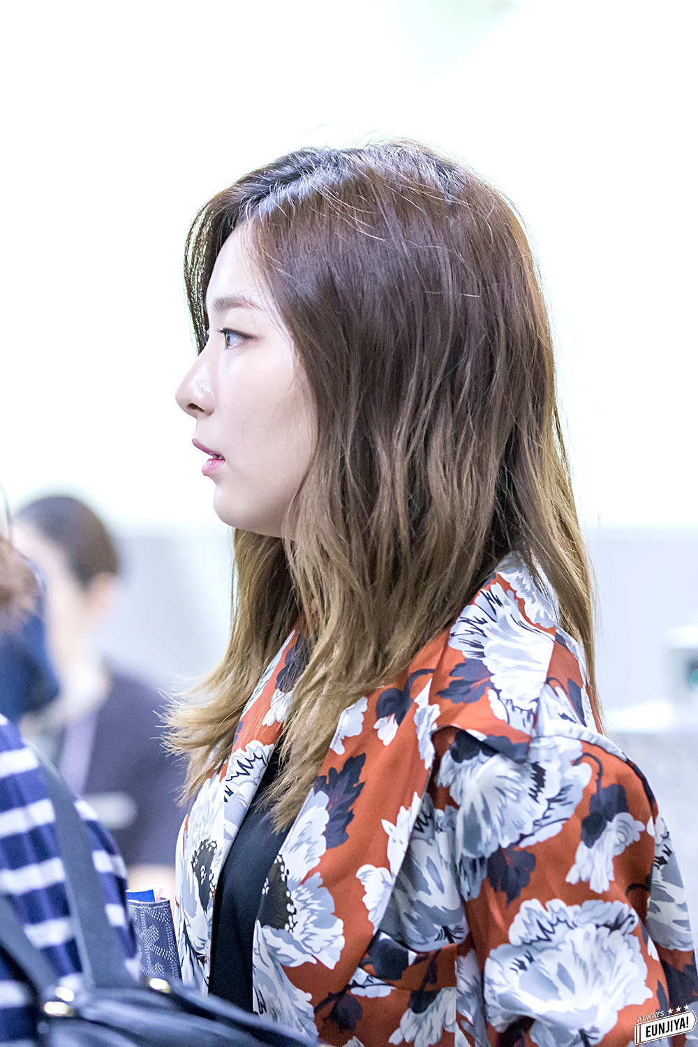 여자 아이돌 옆모습 | 인스티즈