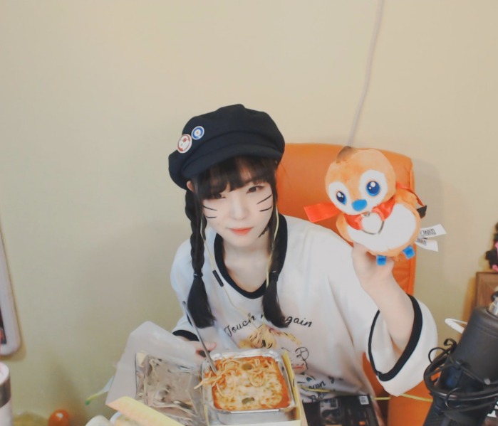 트위치TV입문)여자 스트리머방 특징 | 인스티즈