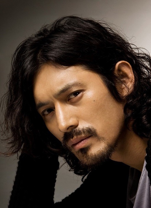 잘생긴 남자와 예쁜 여자를 결정짓는, 얼굴에서 가장 중요한 부분 | 인스티즈