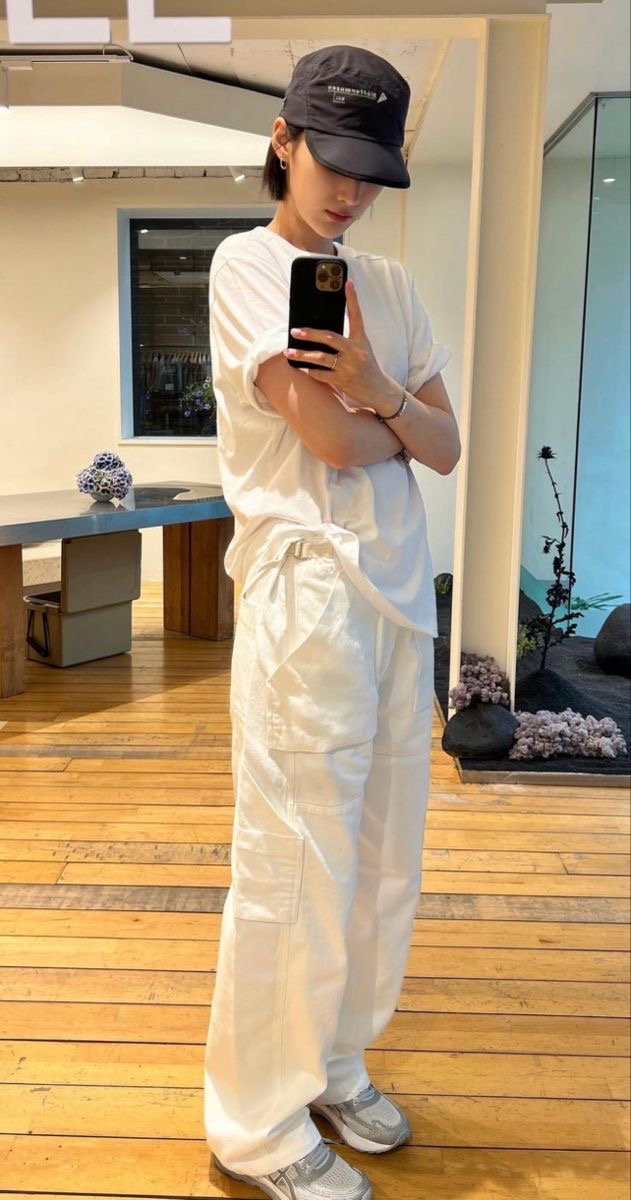 올 여름 힙하고 싶어… 근데 너무 튀는 건 싫어… 하지만 평범하고 싶진 않아…👚🧢 | 인스티즈