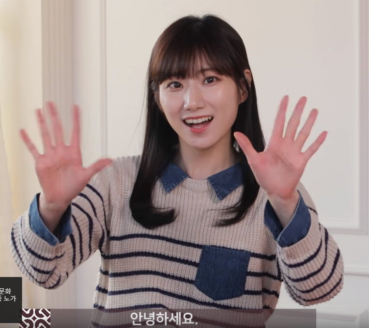 흔하지 않은 한국성우 외모.jpg | 인스티즈