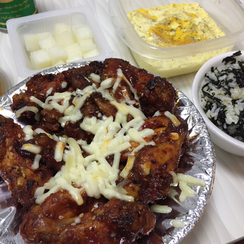 친구가 그러더라 그렇게 먹다간 통풍 걸려 뒤진다고.. | 인스티즈