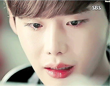 나 때문에 우는 남자 고르기 | 인스티즈