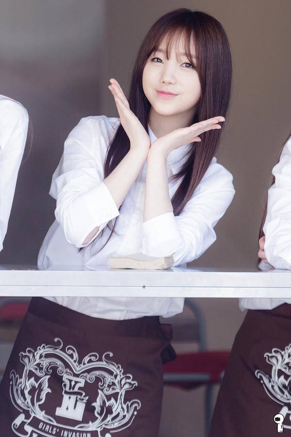 현재 급속도로 퍼지고 있는 걸그룹 딱풀녀.png | 인스티즈