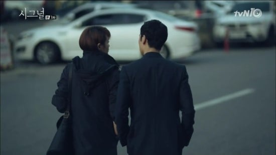 스무살 나이차 배우들을 캐스팅 할거면 이정도는 해주는게 예의인것 같다.jpg | 인스티즈