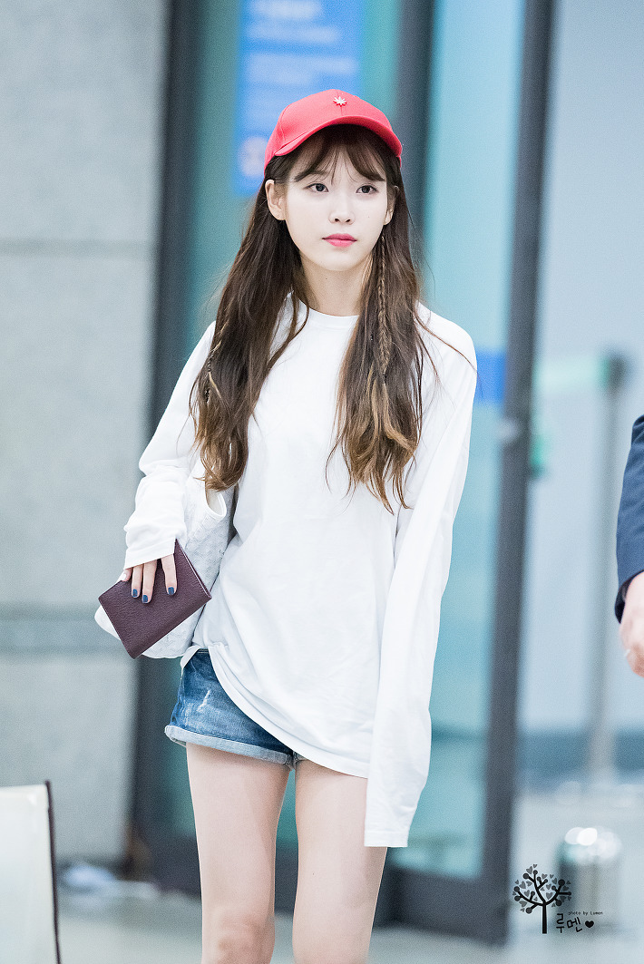 아이유 공항패션 모음..jpg | 인스티즈