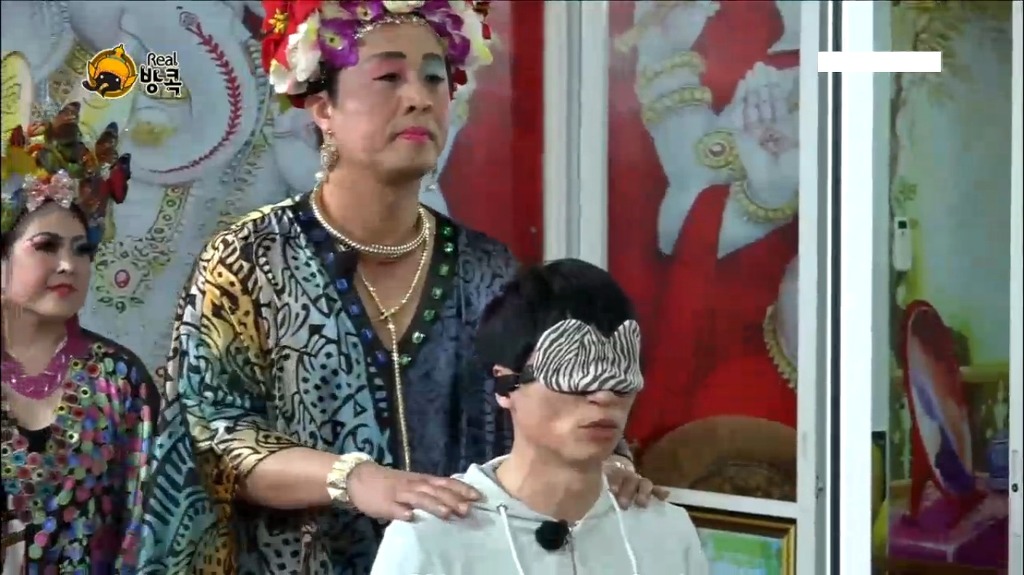 실제로 무한도전에서 나왔던 효과가좋다는 태국 따귀 마사지.jpg | 인스티즈