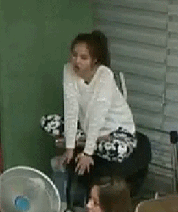 [에이핑크] 데뷔 시절 손나은 청바지 핏.gif | 인스티즈