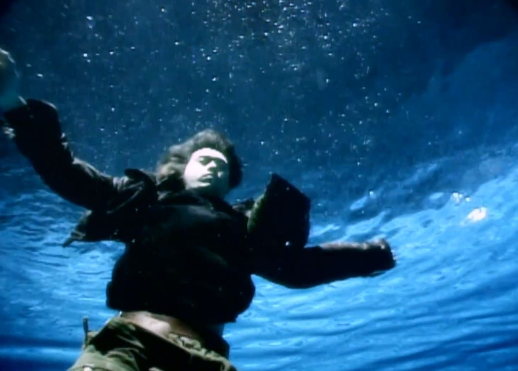 드디어 넷플에 올라 온 고수가 누명쓰고 무기징역 받았다가 대기업 사장으로 돌아와서 복수하는 드라마 | 인스티즈