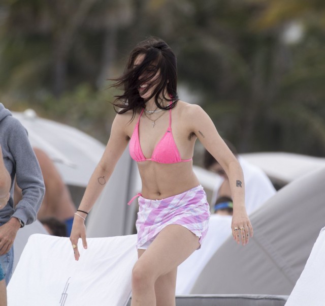 겨털 자랑하는 마돈나 딸 | 인스티즈