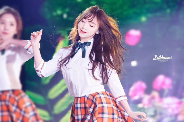 현재 급속도로 퍼지고 있는 걸그룹 딱풀녀.png | 인스티즈