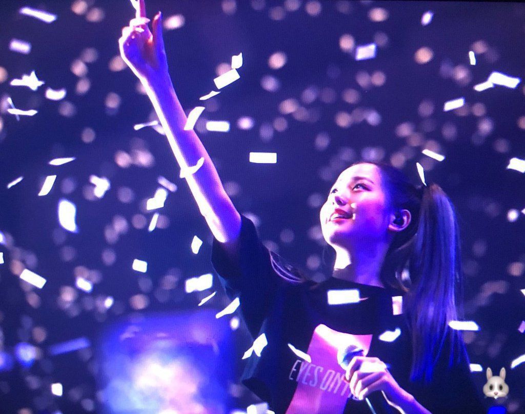 꽃가루를 너무 너무 좋아하는 아이즈원 장원영 | 인스티즈