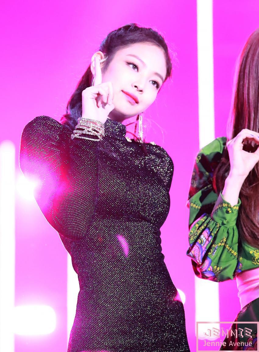 어제 골든디스크에서 레전드 찍은 블랙핑크 제니.jpg | 인스티즈