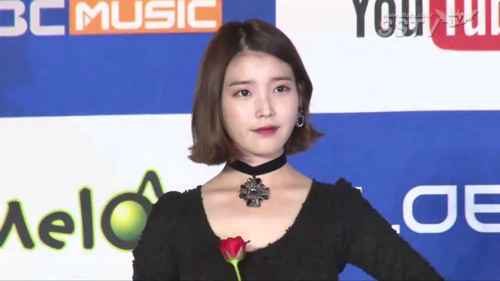 초커 착용한 연예인들 모음 | 인스티즈