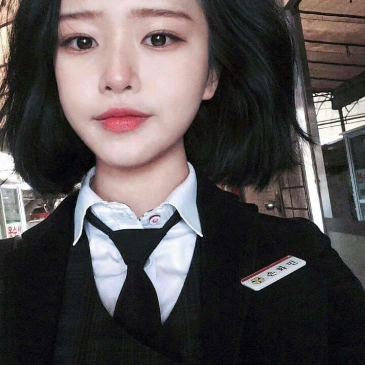 페북에서 단발여신으로 불린다는 손화민양 | 인스티즈