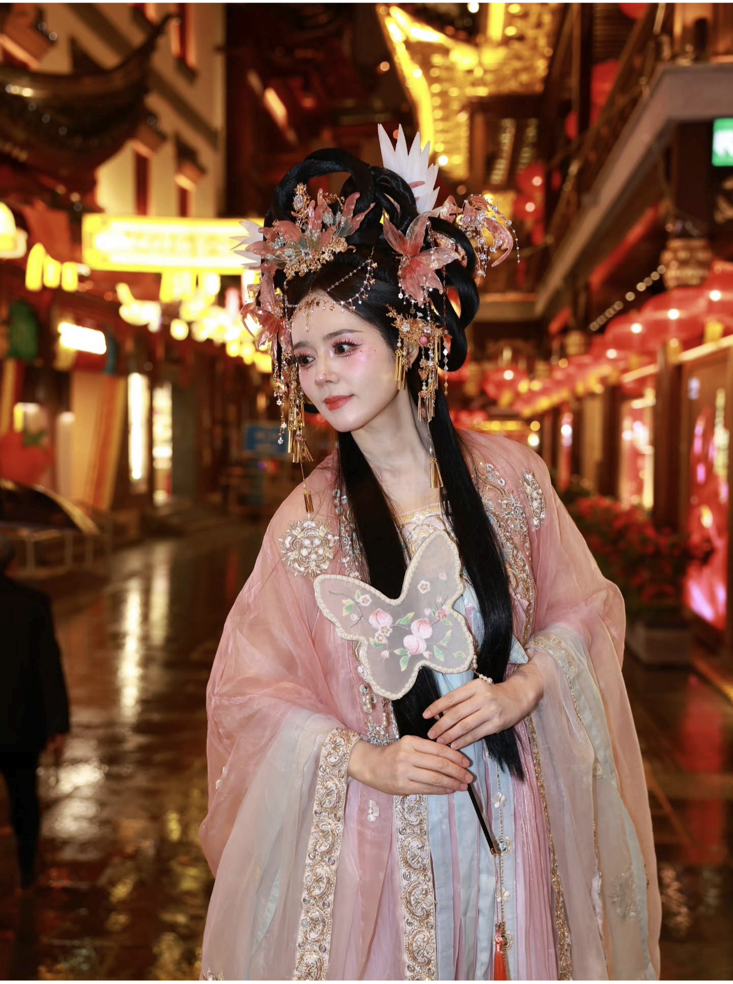 왕홍 메이크업에 도전한 한가인 | 인스티즈