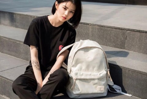 한소희 데뷔전에 ㄹㅇ 개열심히 삶 | 인스티즈