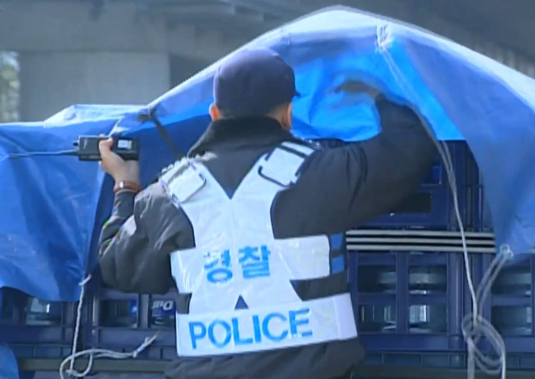 드디어 넷플에 올라 온 고수가 누명쓰고 무기징역 받았다가 대기업 사장으로 돌아와서 복수하는 드라마 | 인스티즈