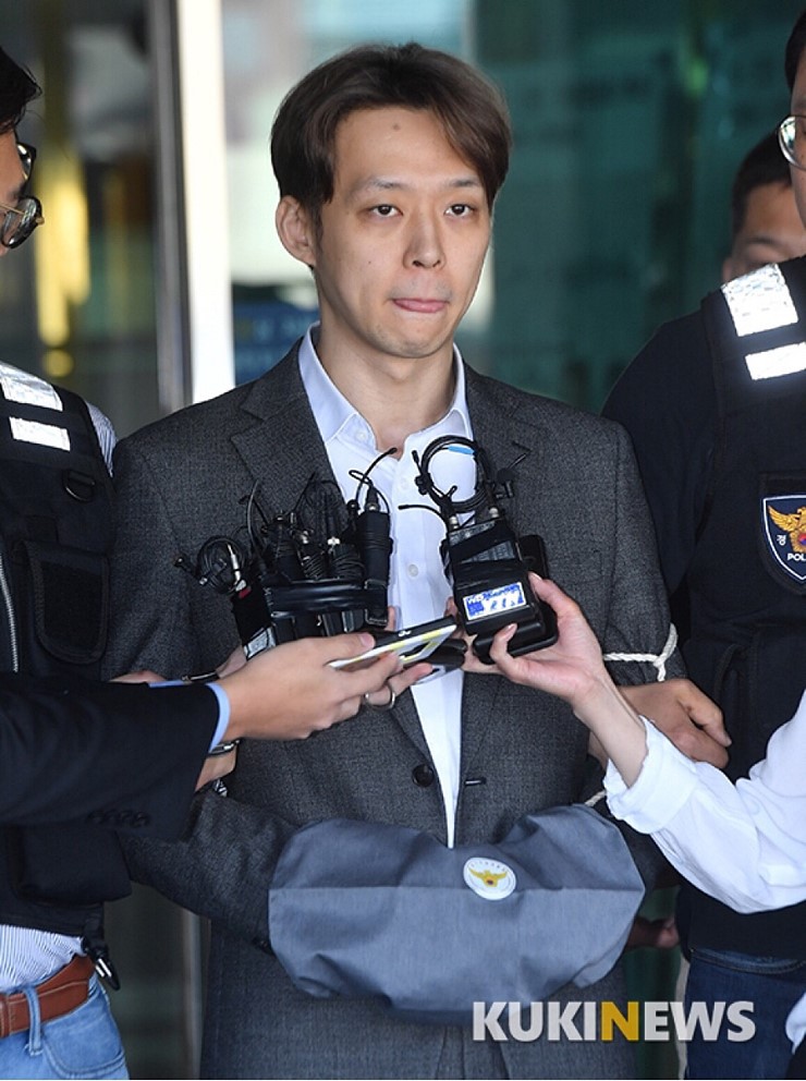 인상이 정말 많이 변한 박유천 | 인스티즈