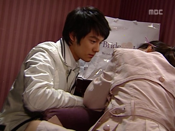 [거침없이하이킥] 범이-민호 잘못된 만남 ㅋㅋㅋㅋㅋㅋㅋㅋ.jpg | 인스티즈