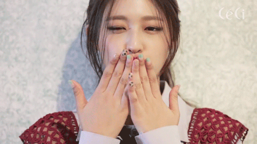 실험))첫 만남에 키스를 하게 되면 사랑에 빠질까??..gif | 인스티즈