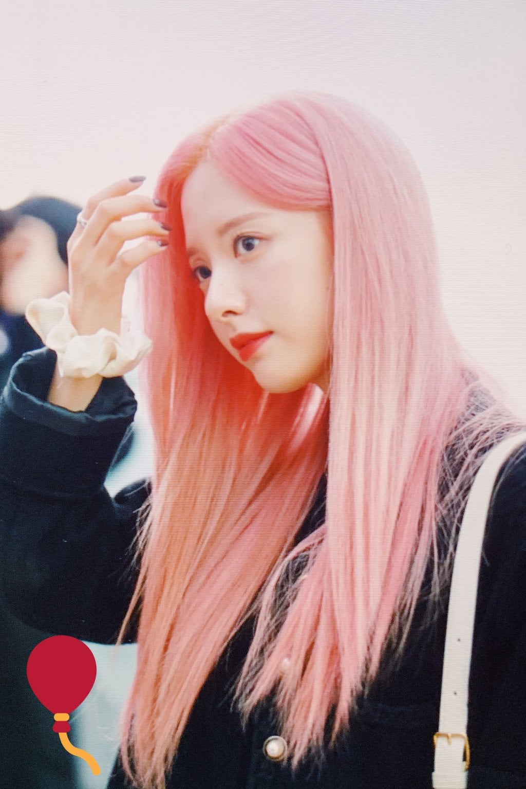 컴백을 앞두고 핑크머리로 변신한 오늘자 우주소녀 보나.jpg | 인스티즈