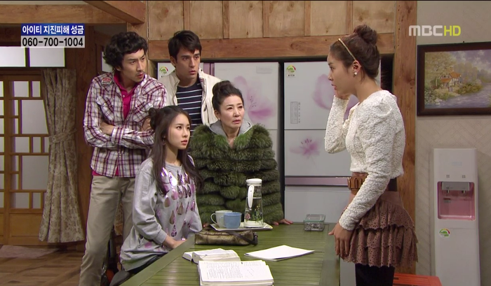 [지붕뚫고하이킥] 항의황(이지훈 뽀뽀어택).jpg | 인스티즈