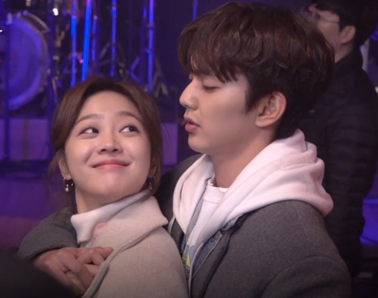 드라마 찍으랬더니 연애하고있는 유승호 조보아 .JPG | 인스티즈
