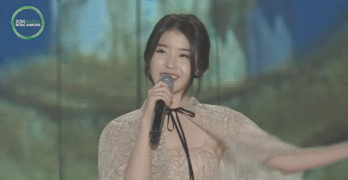 아이유 겨드랑이.jpgif | 인스티즈