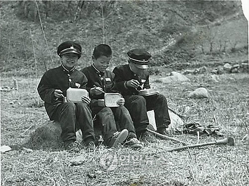 1960~70년대 한국의 중학생들.jpg | 인스티즈