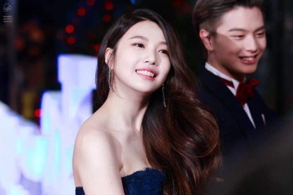 레드벨벳 조이 연말시상식 때 모습.JPG | 인스티즈