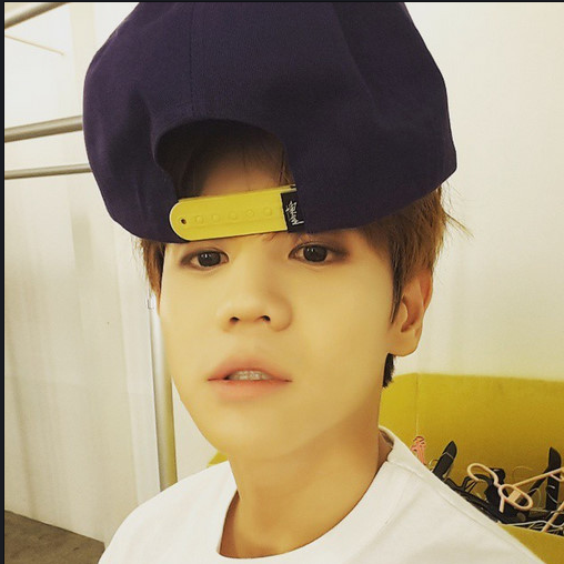 자기 두상이 남들보다 작은편인지 아닌지알수있는 가장 쉬운방법 | 인스티즈