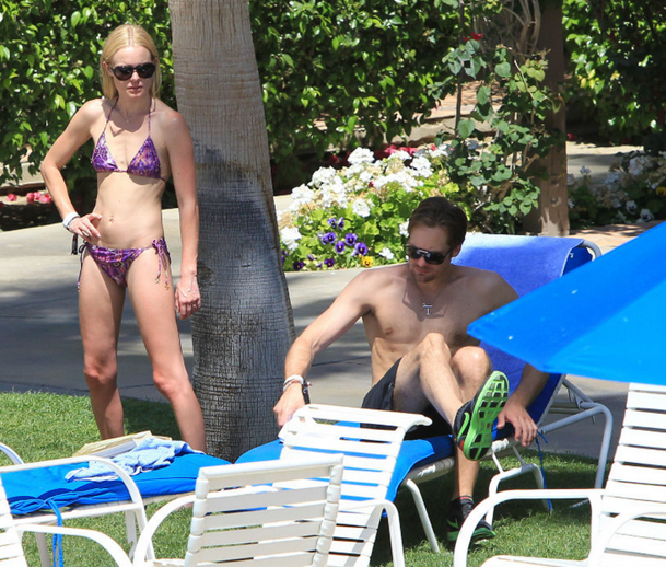 [알렉산더스카스가드외] 마르고 여리한 여성이 취향인듯한 케이트 보스워스와 사귀었던 시절 | 인스티즈