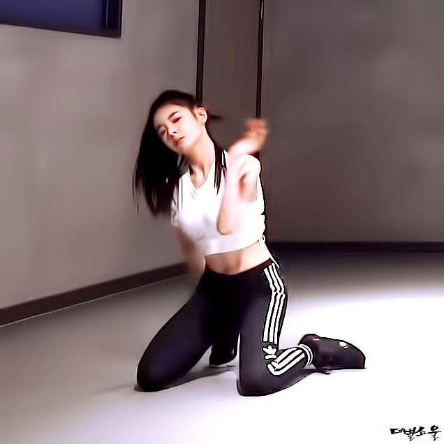 있지 리아 레깅스 핏 | 인스티즈