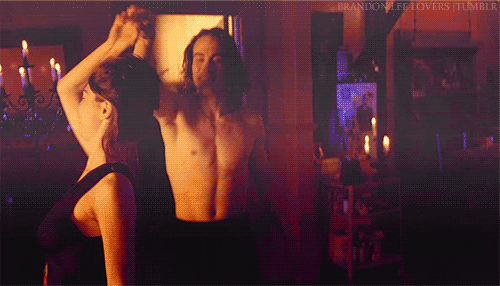 [브랜든리] 살아 있다면 아버지 이소룡 뒤를 이을 유명한 액션 스타가 되었을 크로우 주인공 | 인스티즈