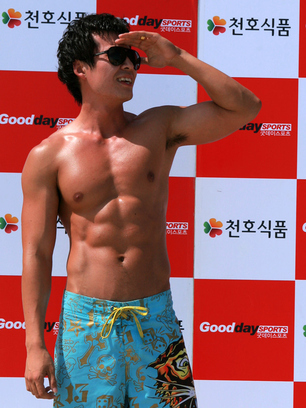 해운대 비키니 콘테스트 참가자 일부 모음.jpg | 인스티즈