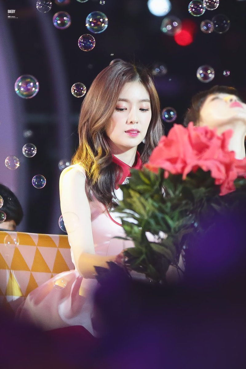 생각보다 차가워보이는 여자아이돌.jpgif | 인스티즈