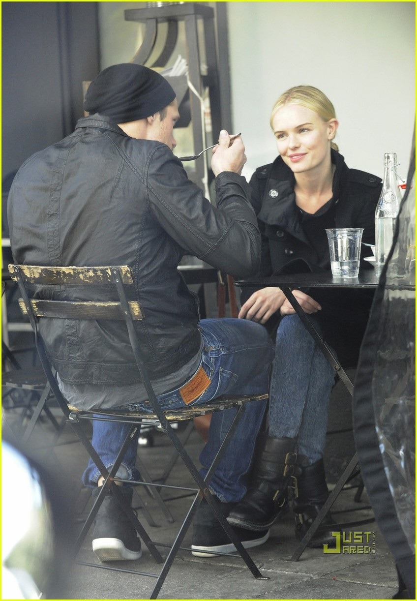 [알렉산더스카스가드외] 마르고 여리한 여성이 취향인듯한 케이트 보스워스와 사귀었던 시절 | 인스티즈