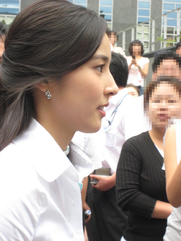 연예인들 실물에 근접한 사진 | 인스티즈