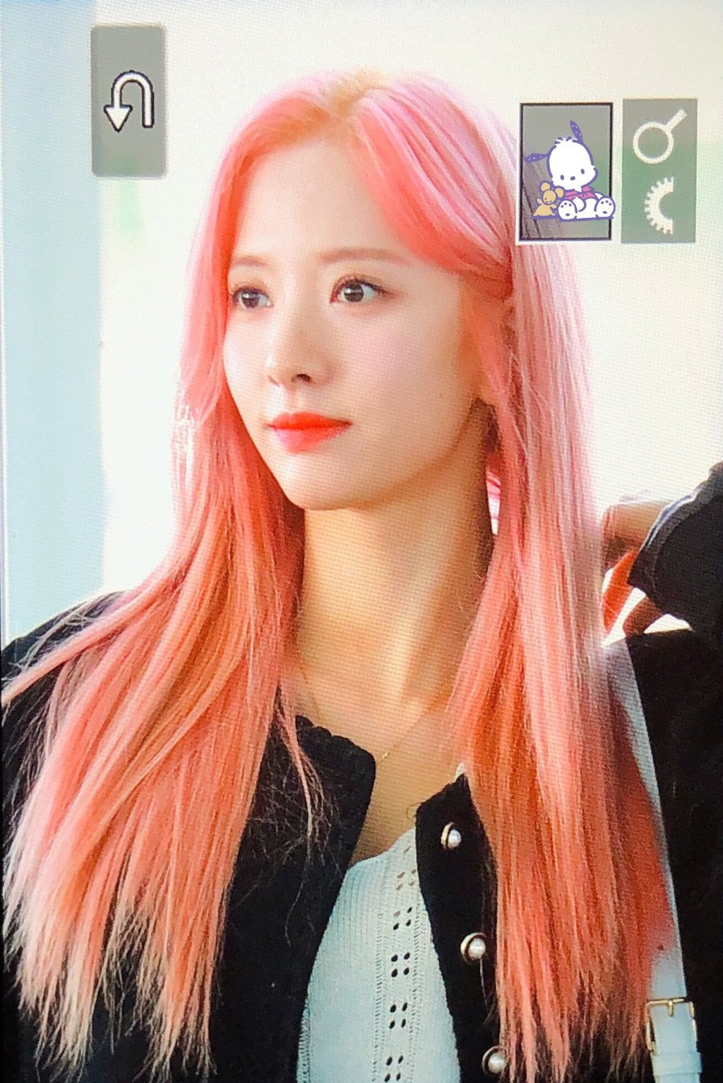 컴백을 앞두고 핑크머리로 변신한 오늘자 우주소녀 보나.jpg | 인스티즈