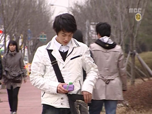 [거침없이하이킥] 범이-민호 잘못된 만남 ㅋㅋㅋㅋㅋㅋㅋㅋ.jpg | 인스티즈