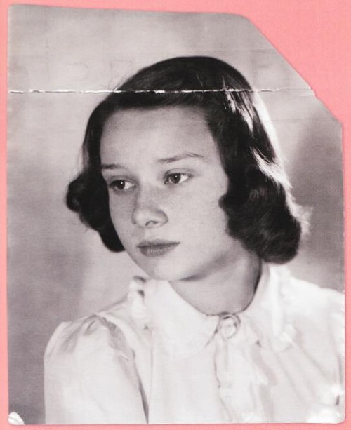 아는 사람만 알고있는 오드리 헵번의 유년시절 | 인스티즈