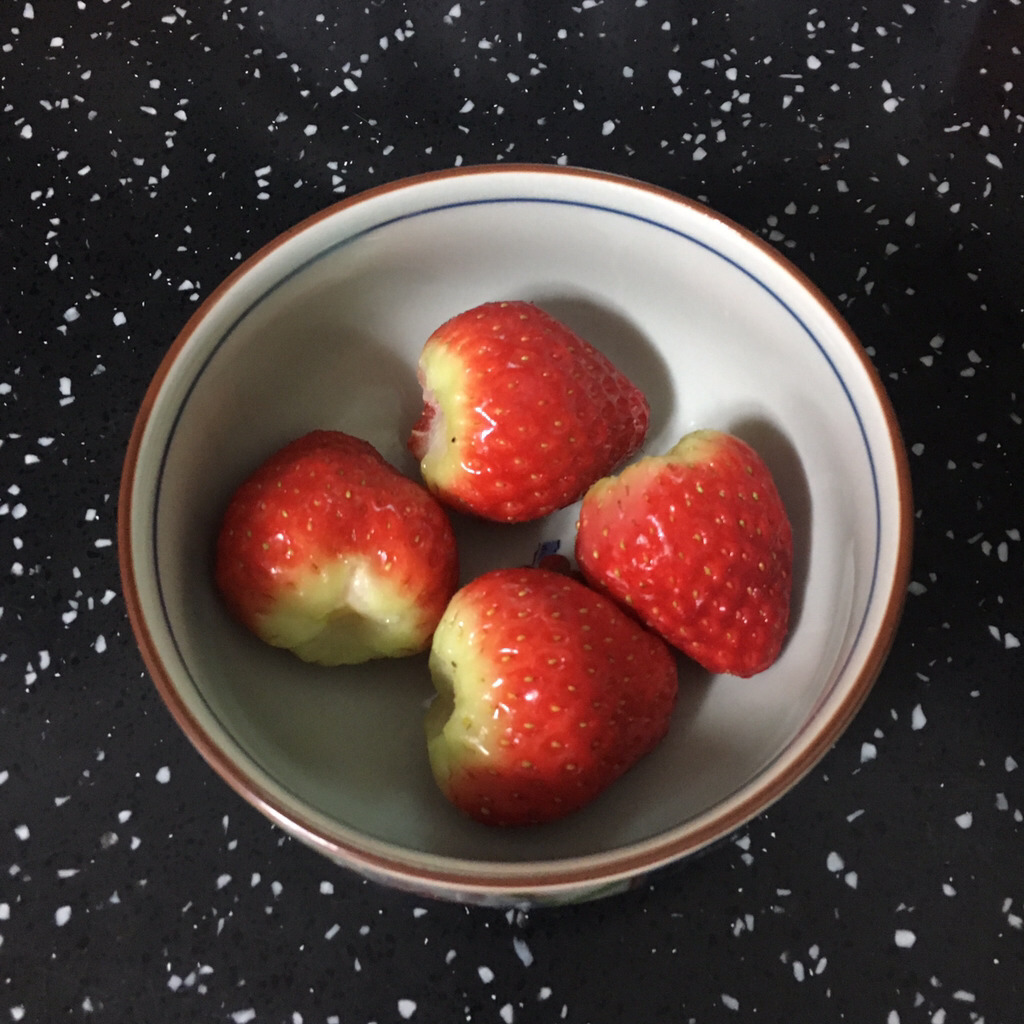 마셔본 사람 모두 극찬한 딸기우유 만드는 법 | 인스티즈