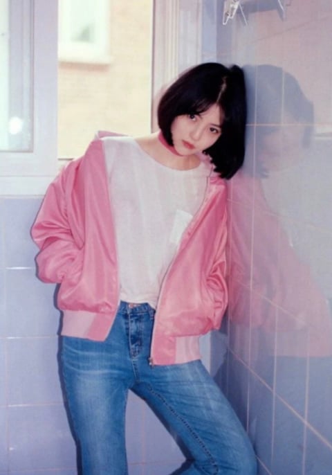 한소희 데뷔전에 ㄹㅇ 개열심히 삶 | 인스티즈