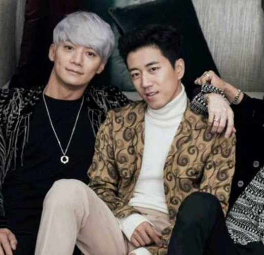 동성친구 간에 스킨십 어디까지 허용 가능한가요? | 인스티즈